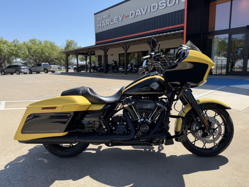 2023 Harley-Davidson® Road Glide® Special Industrial Yellow/Vivid Black - Black Finish