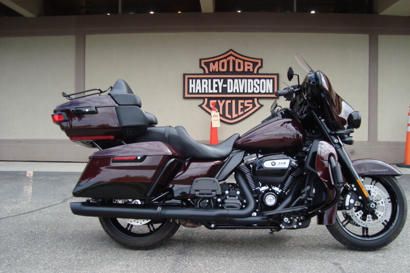 2022 Harley-Davidson® Ultra Limited Midnight Crimson/Vivid Black
