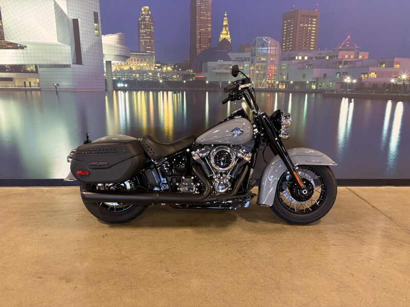 2026 Harley-Davidson® Heritage Classic FLHC