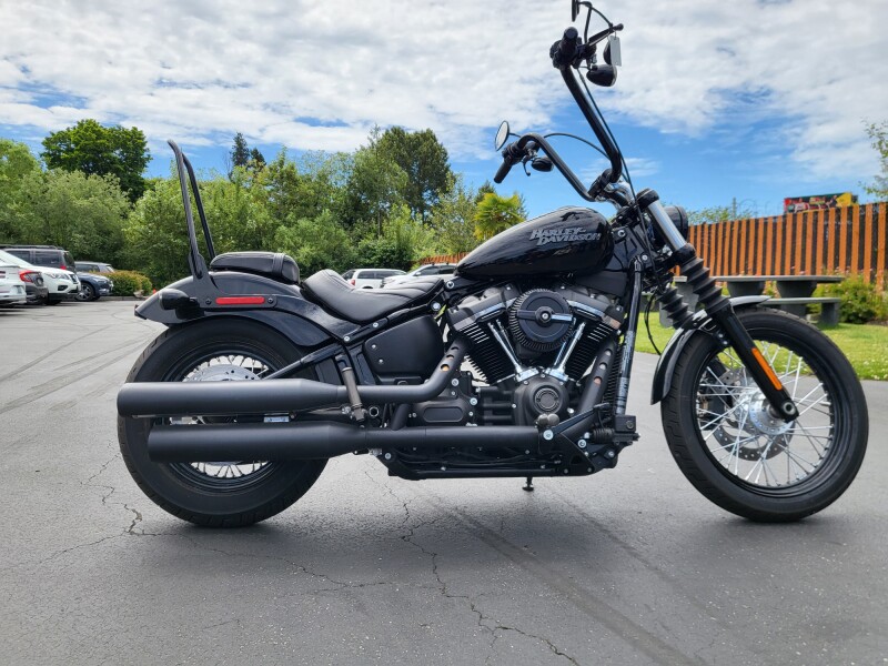 2018 Harley-Davidson® Street Bob® FXBB