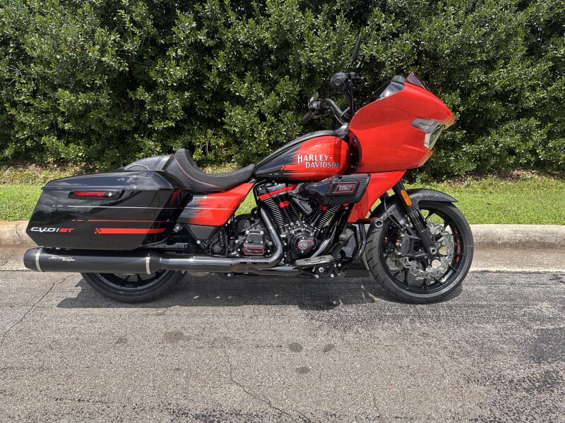 FLTRXSTSE 2026 CVO Road Glide ST