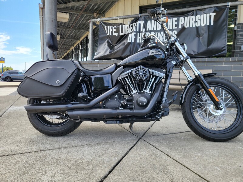 2016 Harley-Davidson® Street Bob® FXDB