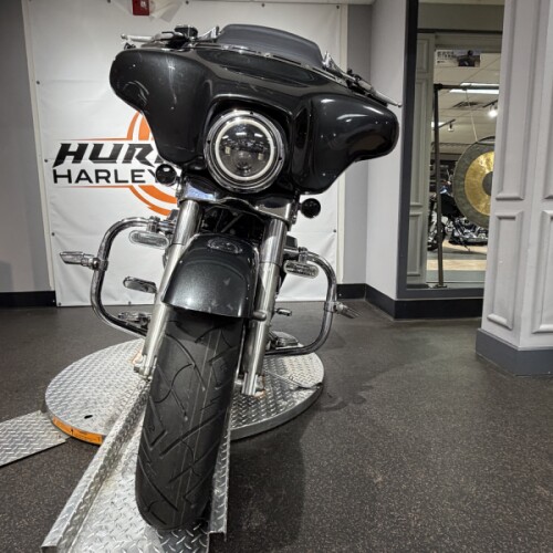 2008 Harley-Davidson® Street Glide® thumb 2