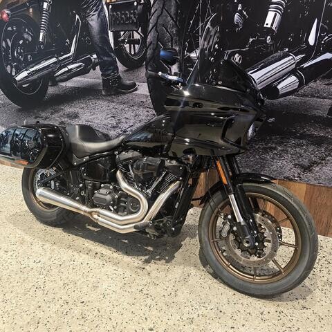 Harley-Davidson® Low Rider™ ST 2023 FXLRST thumb 3