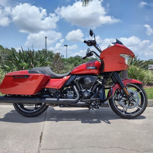 Harley-Davidson® Road Glide® 2024 thumb 3