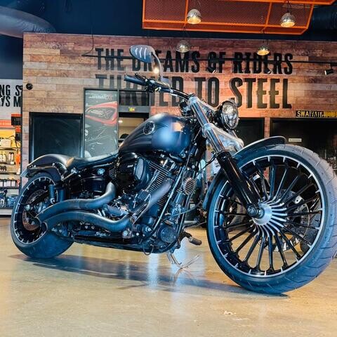 Harley-Davidson® Breakout® 2016 FXSB thumb 3