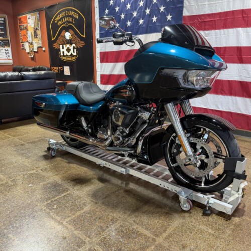 FLTRX 2026 Road Glide® thumb 2