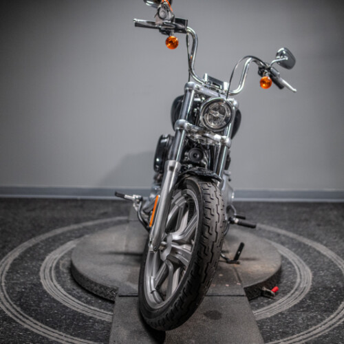 2023 Softail® Standard (FXST) thumb 3