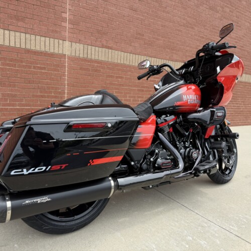 2026 Harley-Davidson® CVO Road Glide ST Citrus Heat Re-Entry thumb 0