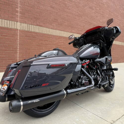 2026 Harley-Davidson® CVO Street Glide ST Inferno Gray thumb 1