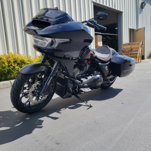 2024 Harley-Davidson® CVO™ Road Glide® ST FLTRXSTSE thumb 0