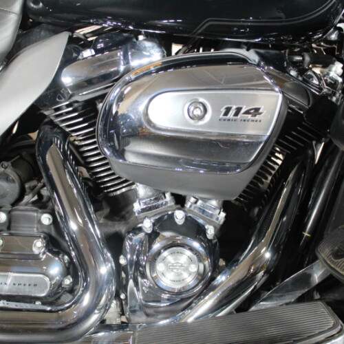 2023 Tri Glide® Ultra FLHTCUTG  thumb 0