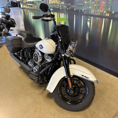 2025 Harley-Davidson® Heritage Classic FLHC thumb 1