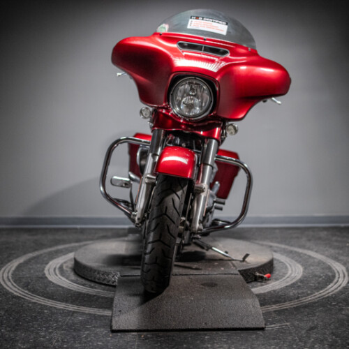 2017 Street Glide® Special (FLHXS) thumb 3