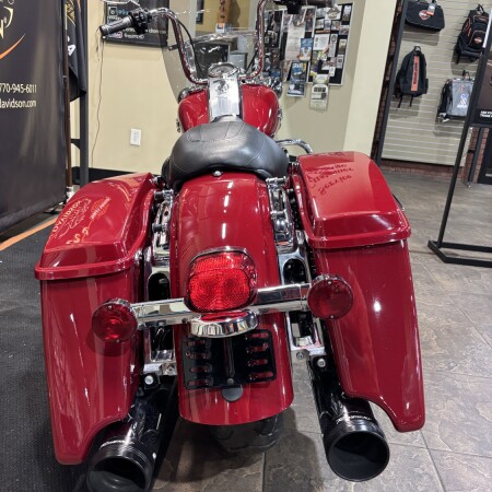 2021 Harley-Davidson® Road King® BILLIARD RED thumb 0