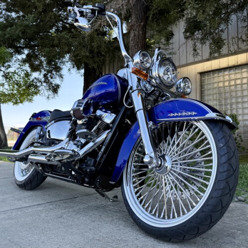 FLDE 2019 Harley-Davidson® Deluxe Blue thumb 3