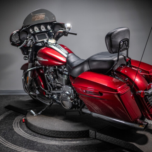 2017 Street Glide® Special (FLHXS) thumb 0