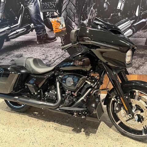 Harley-Davidson® Street Glide® 2026 FLHX thumb 3