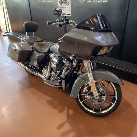 FLTRX 2021 Road Glide® thumb 3