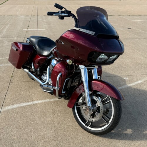 2015 Harley-Davidson® Road Glide® Mysterious Red Sunglo thumb 3