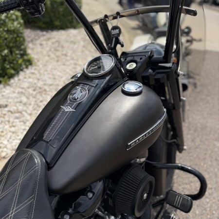 2020 Harley-Davidson® Road King® Special RVR RCK GRY DNM thumb 1