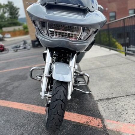 FLTRX 2026 Road Glide® thumb 2