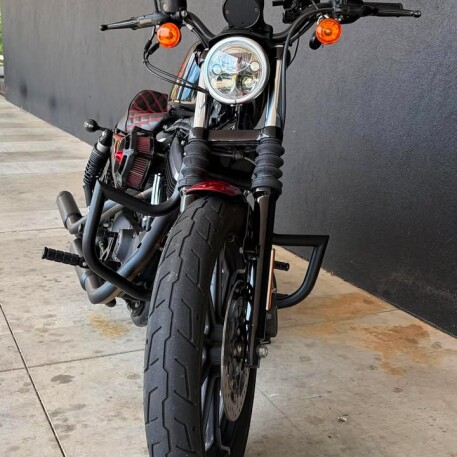 XL 883N 2018 Iron 883™ thumb 1