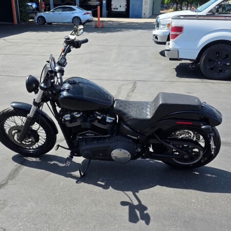FXBB 2018 Street Bob® thumb 2