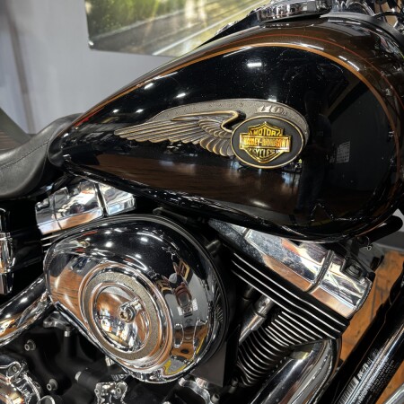 2013 Harley-Davidson® Super Glide® Custom BRONZE/ANN BLK W/ PINSTRIPE thumb 3