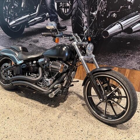 Harley-Davidson® Breakout® 2016 FXSB thumb 3
