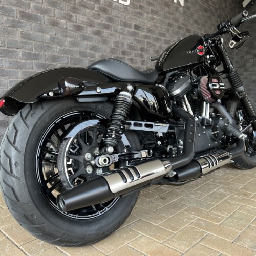 2021 Harley-Davidson<sup>®</sup> Forty-Eight<sup>®</sup> Vivid Black w/Laced Wheels thumb 2