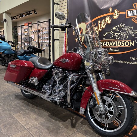2021 Harley-Davidson® Road King® BILLIARD RED thumb 3