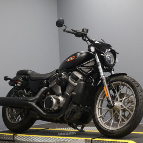 2023 Harley-Davidson® Nightster™ Special Black Denim thumb 3