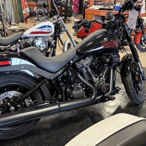 2026 Harley-Davidson® Low Rider® S Vivid Black Black Trim thumb 3