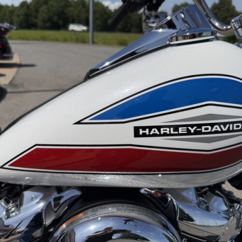 2026 Harley-Davidson® Super Glide® White Onyx Pearl thumb 0