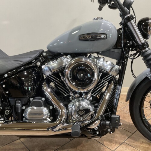 2026 Harley-Davidson® FXBB Street Bob® Dark Billiard Gray thumb 3