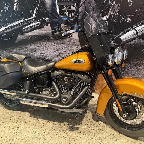 Harley-Davidson MY23 Harley-Davidson Softail Heritage Classic S 114 w/ABS Cruise (FLHCS) 2023  thumb 3