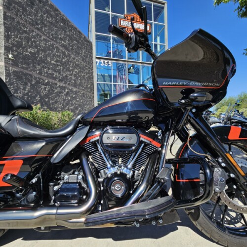 FLTRXSE 2018 CVO™ Road Glide® thumb 0