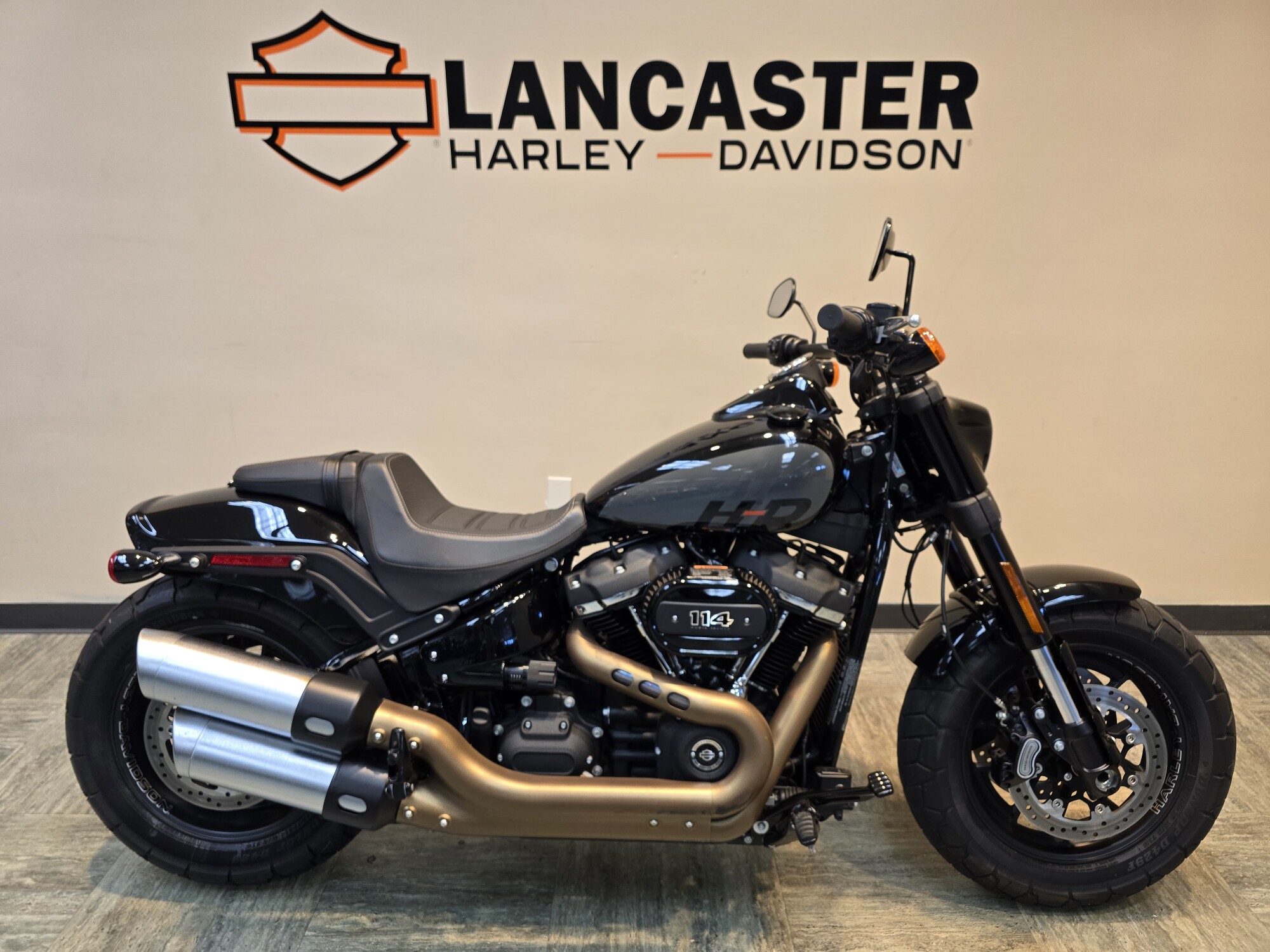 2022 Harley-Davidson® Fat Bob® 114 Vivid Black FXFBS