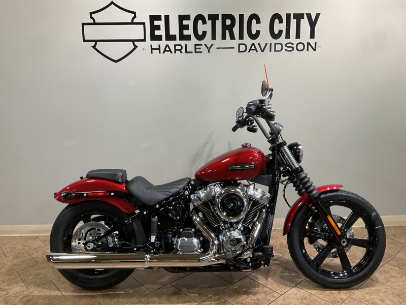 2026 Harley-Davidson® FXBB Street Bob® Brilliant Red 