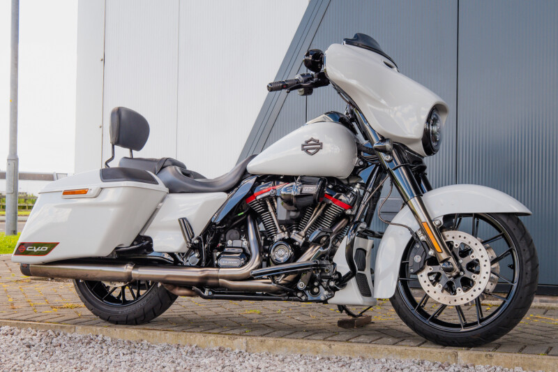 2020 Harley-Davidson CVO Street Glide