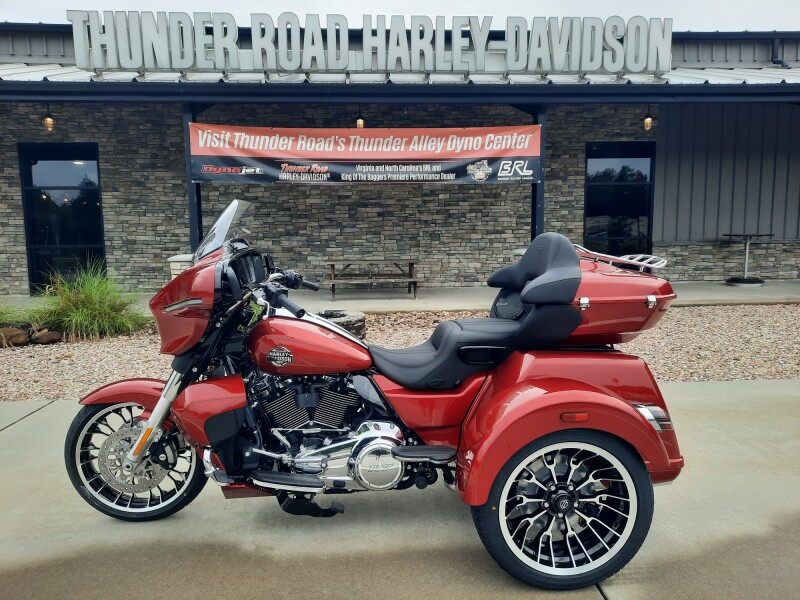 2026 Brilliant Red Chrome Trim