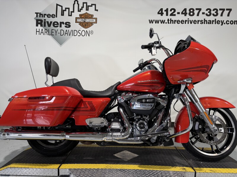 2017 Harley-Davidson® Road Glide® Special Custom Colour Laguna Orange