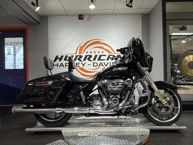 2021 Harley-Davidson® Street Glide® FLHX