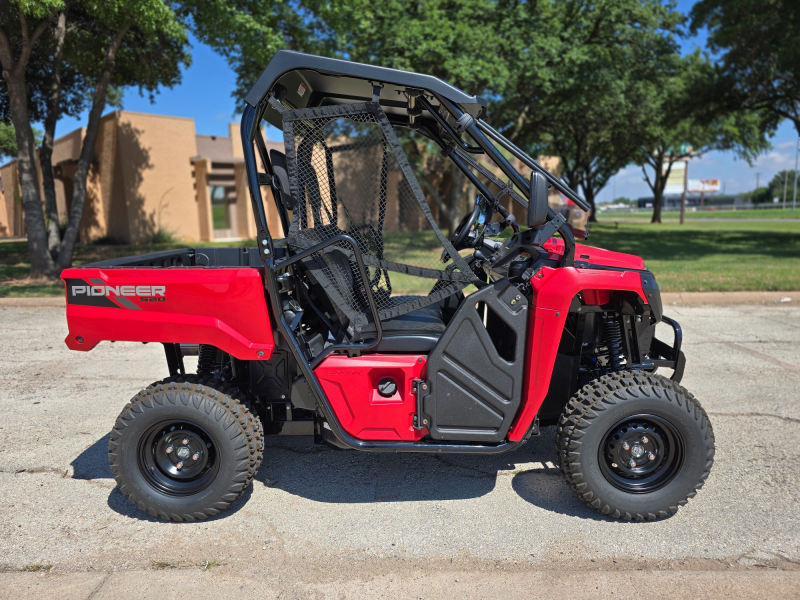 2025 Honda Pioneer 520 