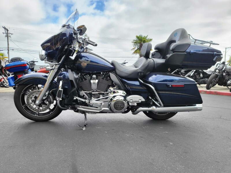 2018 Harley-Davidson® 115th Anniversary CVO™ Limited FLHTKSEANV
