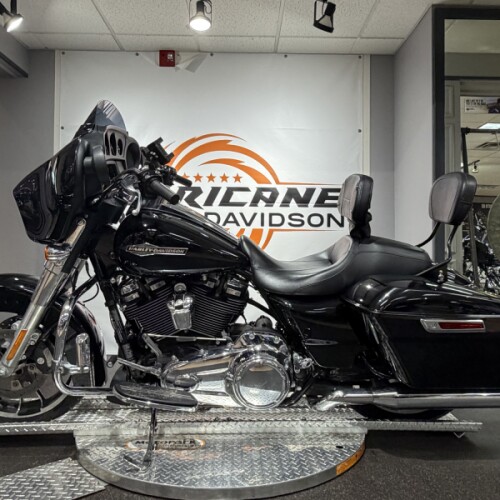 2021 Harley-Davidson® Street Glide® FLHX thumb 0