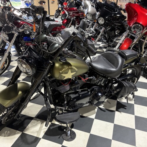 FLSS 2016 Softail Slim® S thumb 2