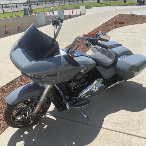 FLTRX 2026 Road Glide® thumb 0