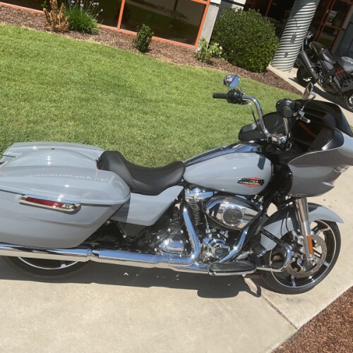 FLTRX 2026 Road Glide® thumb 1